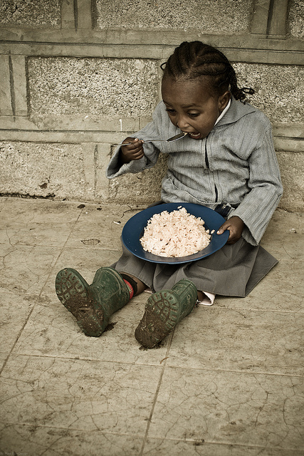 hambre infantil en áfrica